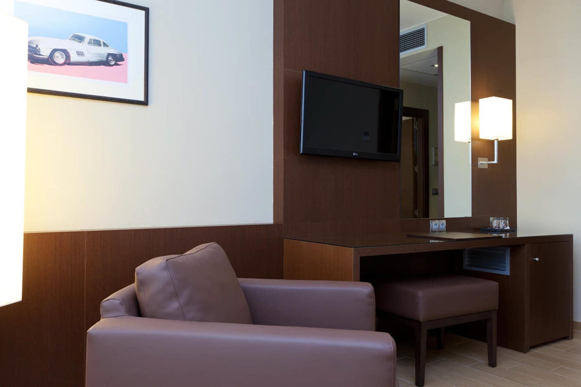 Hotel Ciudad De Alcañiz Extérieur photo