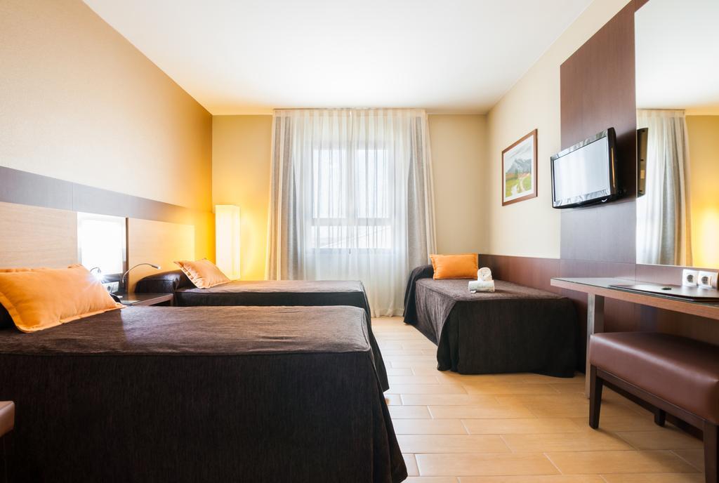 Hotel Ciudad De Alcañiz Extérieur photo