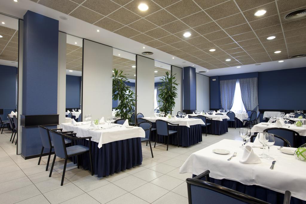 Hotel Ciudad De Alcañiz Extérieur photo