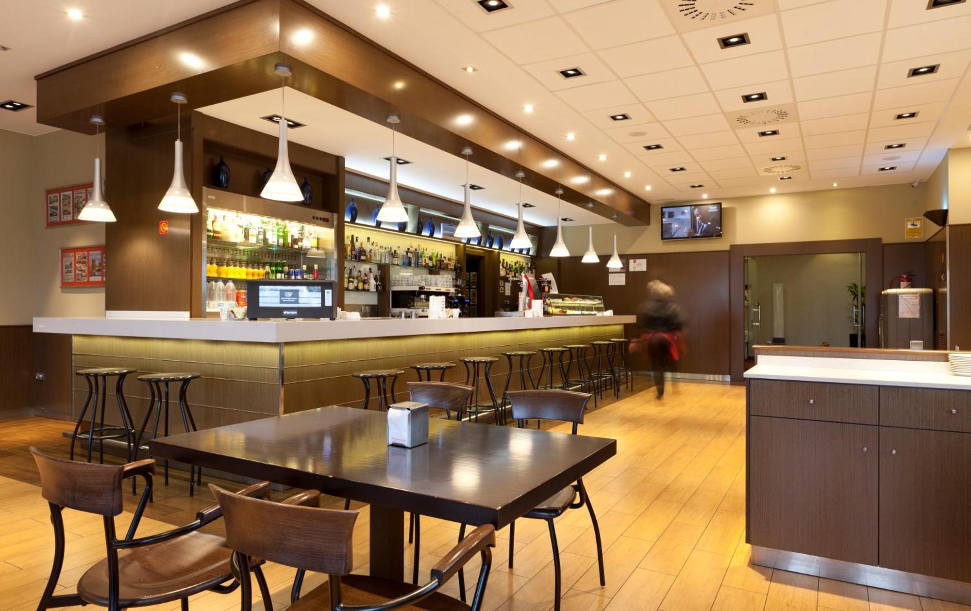 Hotel Ciudad De Alcañiz Extérieur photo