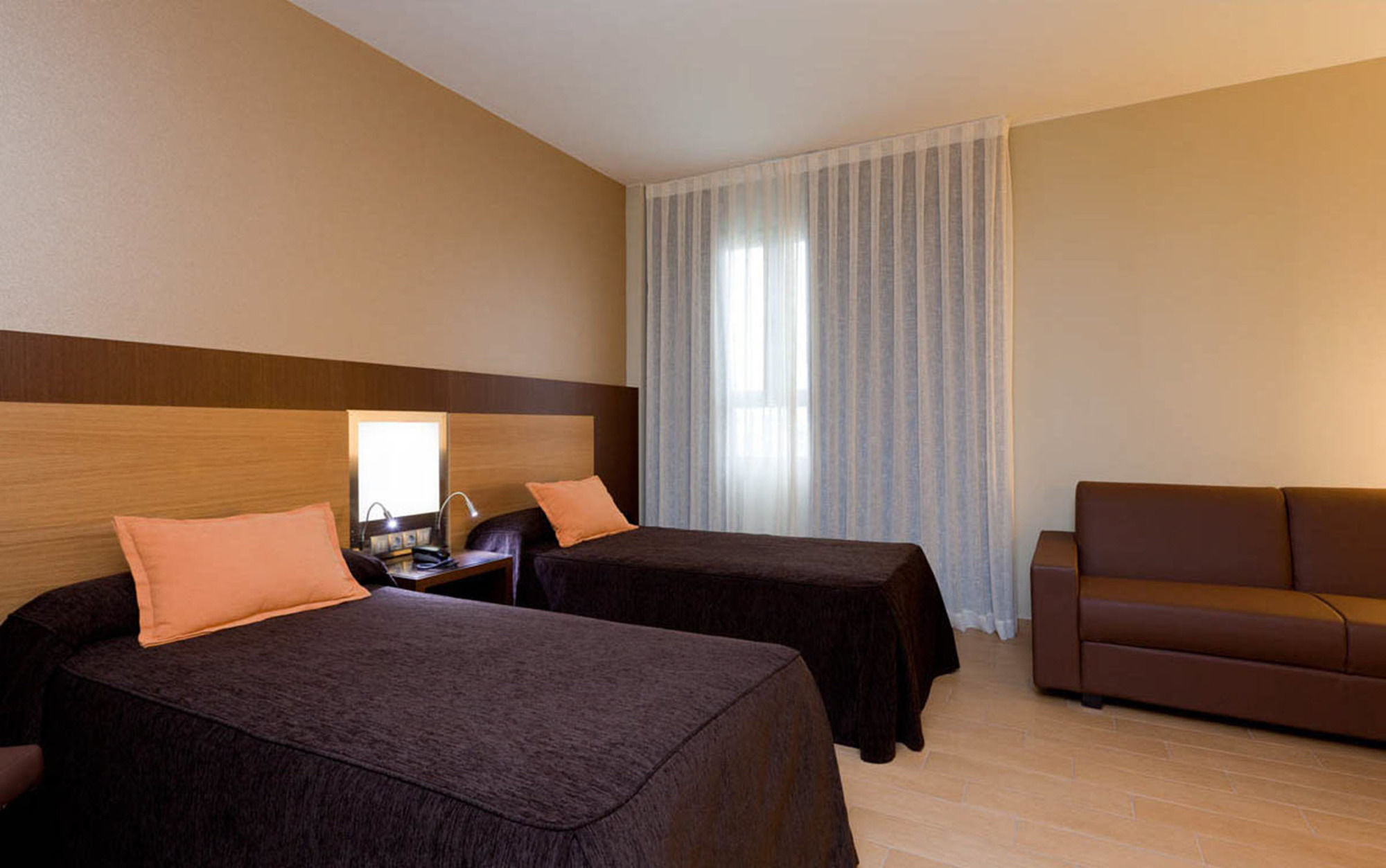 Hotel Ciudad De Alcañiz Extérieur photo